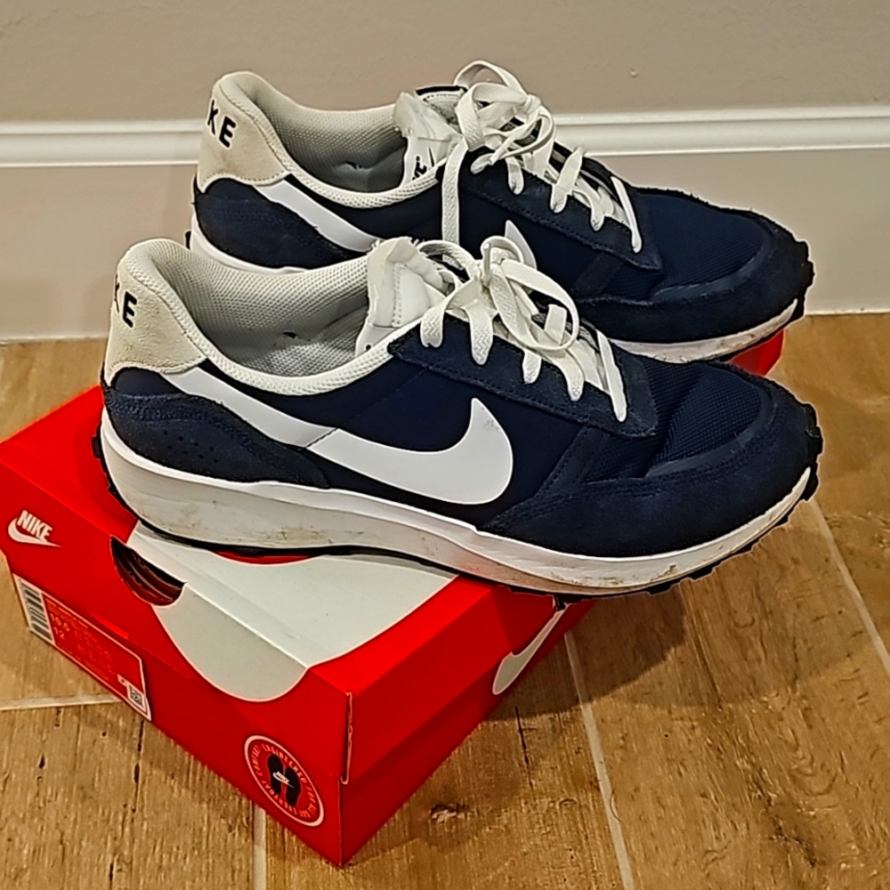Nike Navy Waffle Sneakers